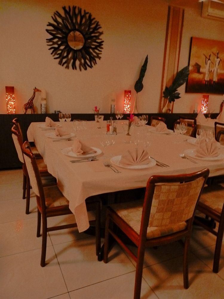 Garni Hotel Oasis Белград Екстериор снимка