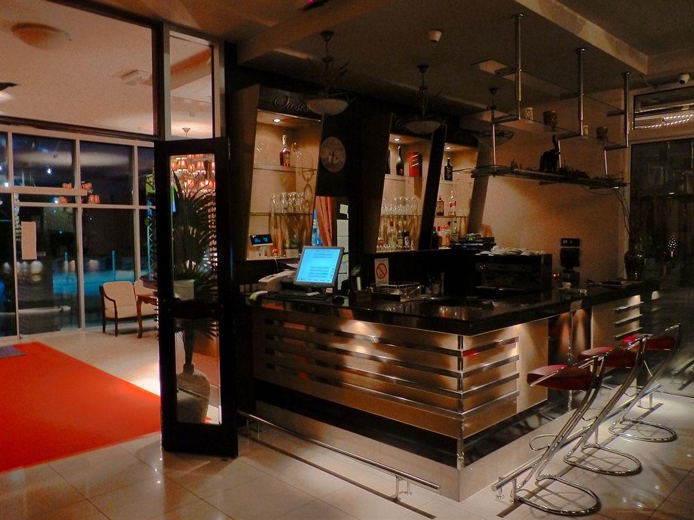 Garni Hotel Oasis Белград Екстериор снимка